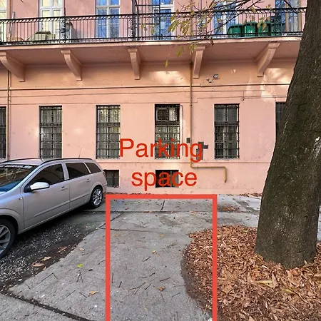 Lonyay Chill Zone - Free Parking Budapest